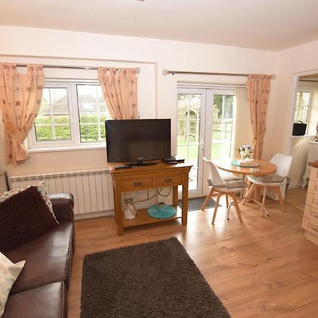 Little Rushbrook Cottages Tanworth Екстер'єр фото