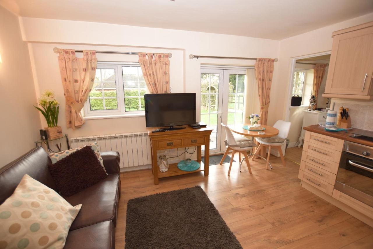 Little Rushbrook Cottages Tanworth Екстер'єр фото