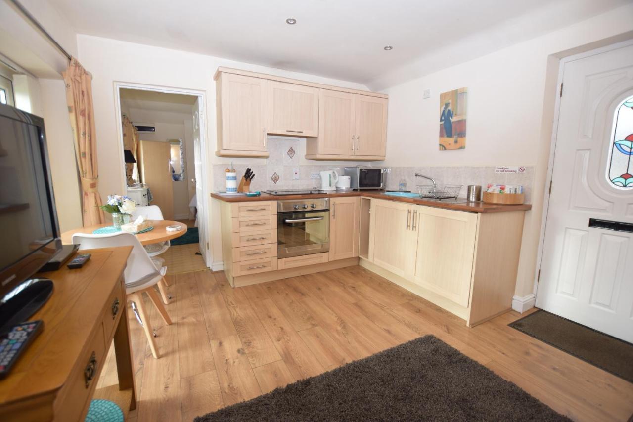 Little Rushbrook Cottages Tanworth Екстер'єр фото
