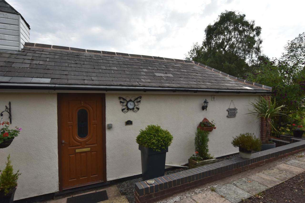 Little Rushbrook Cottages Tanworth Екстер'єр фото